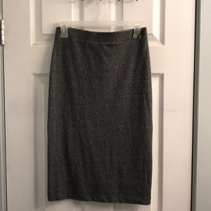 Grey pencil skirt